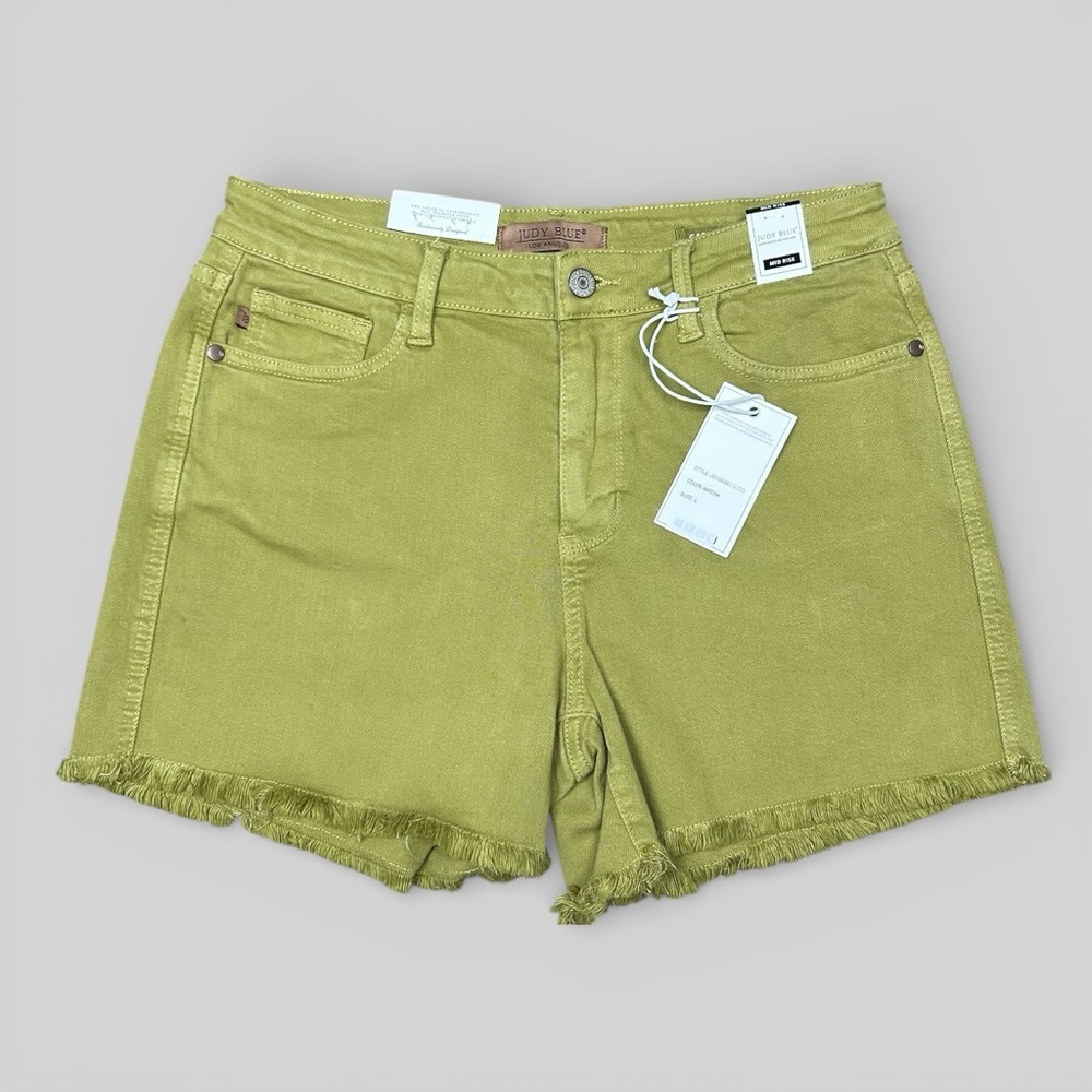 Judy Blue Matcha Green Fray Hem Mid Rise Shorts Size Large NWT - Picture 2 of 10